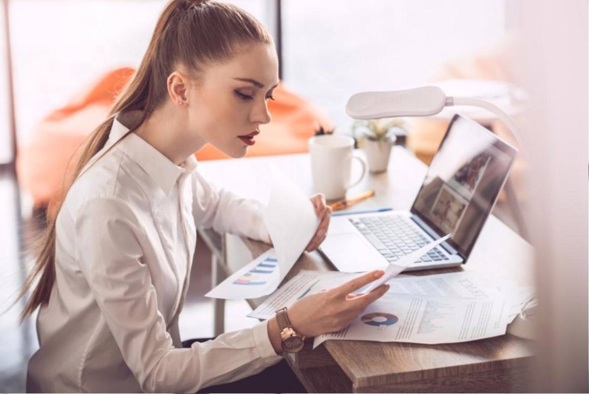 Teilnehmende im Online-Seminar zu Compliance-Themen